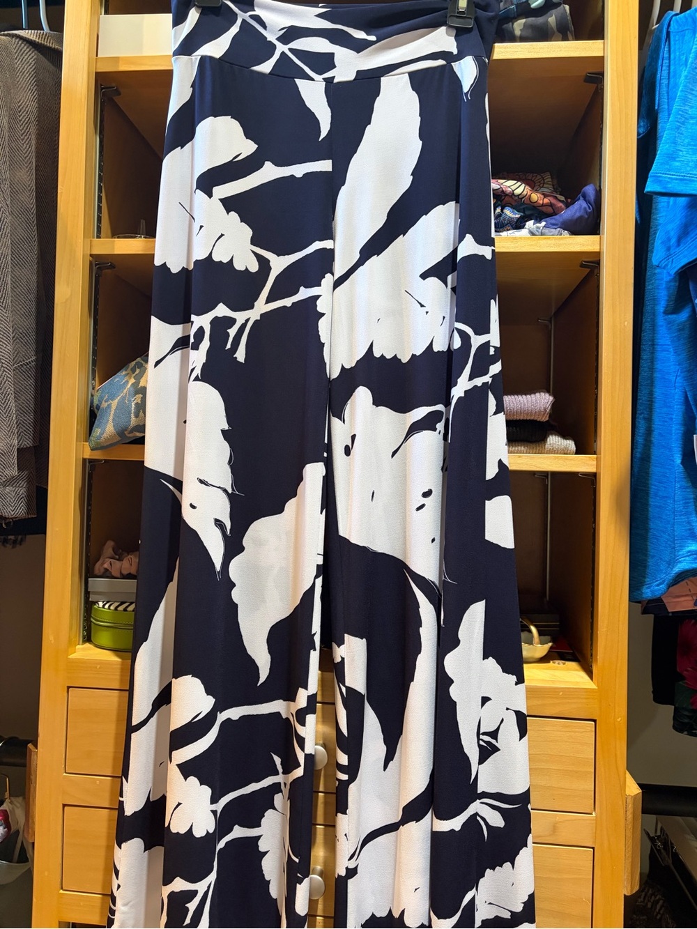 Clara Sun Woo Navy and White Wide-Leg Floral Pants
